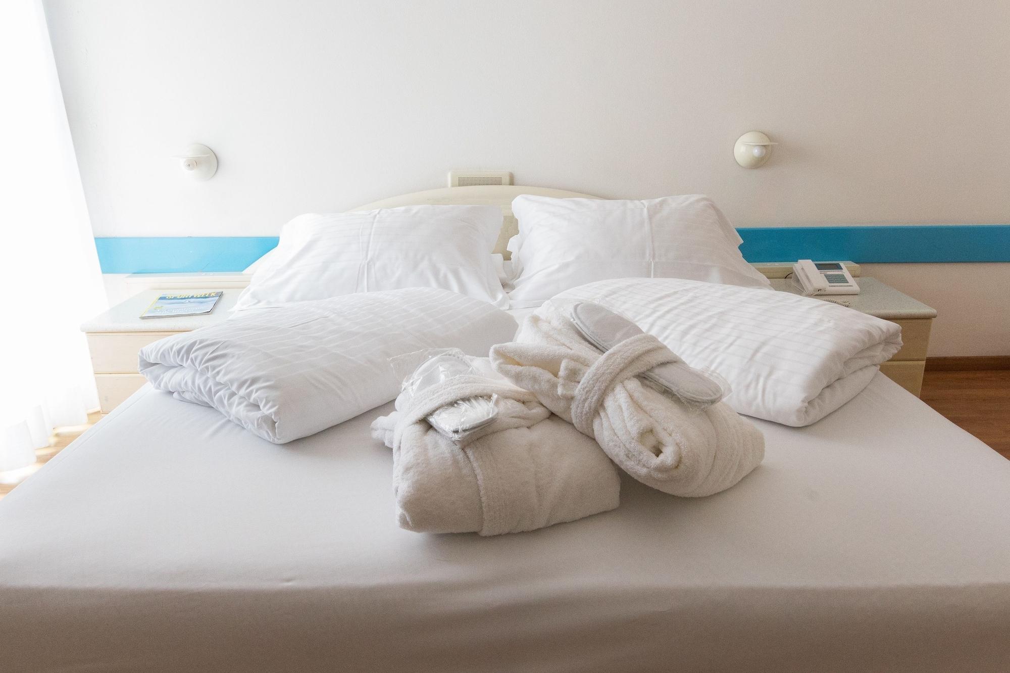 Hi Hotels Riva Del Garda Ngoại thất bức ảnh
