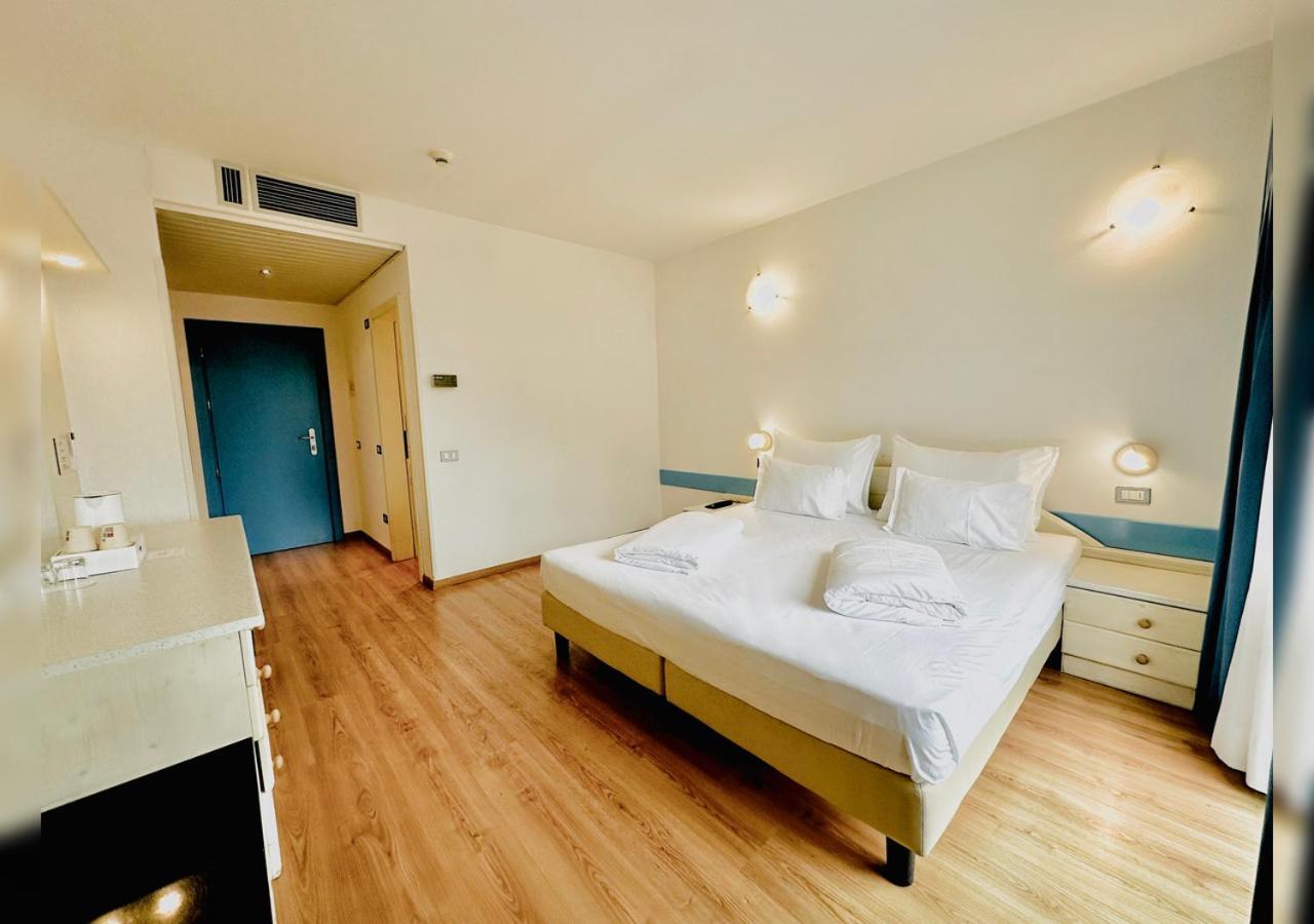 Hi Hotels Riva Del Garda Ngoại thất bức ảnh