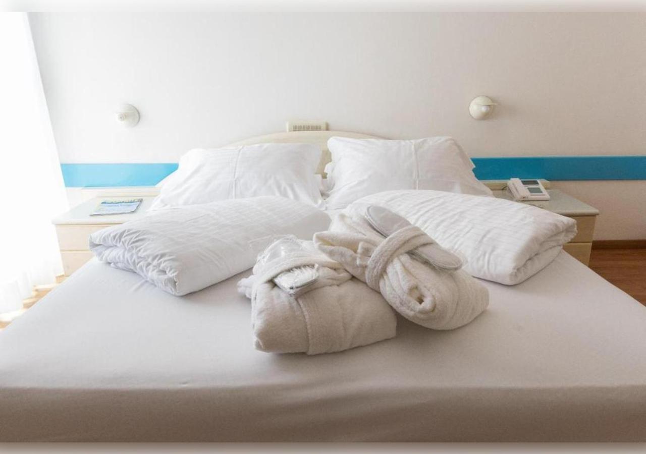 Hi Hotels Riva Del Garda Ngoại thất bức ảnh